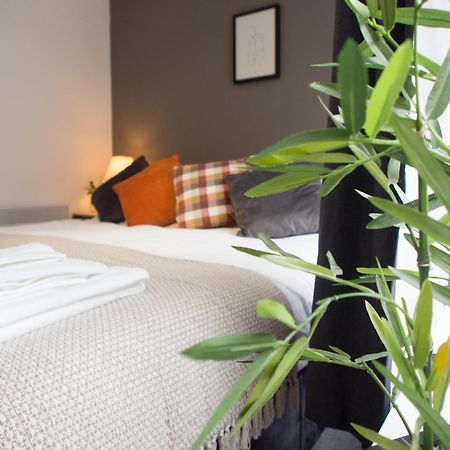Cathedral Apartment Sheffield Bagian luar foto
