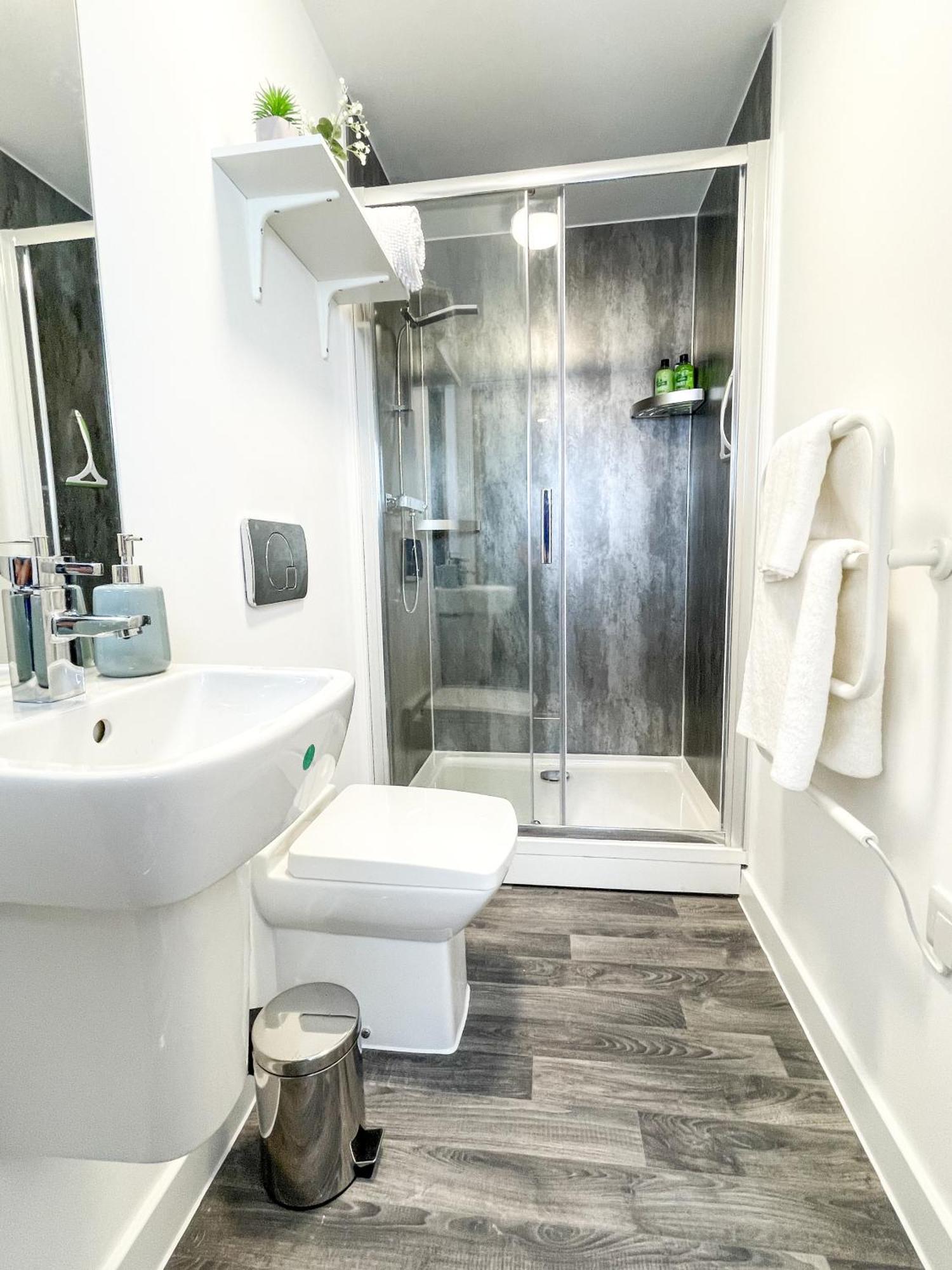 Cathedral Apartment Sheffield Bagian luar foto